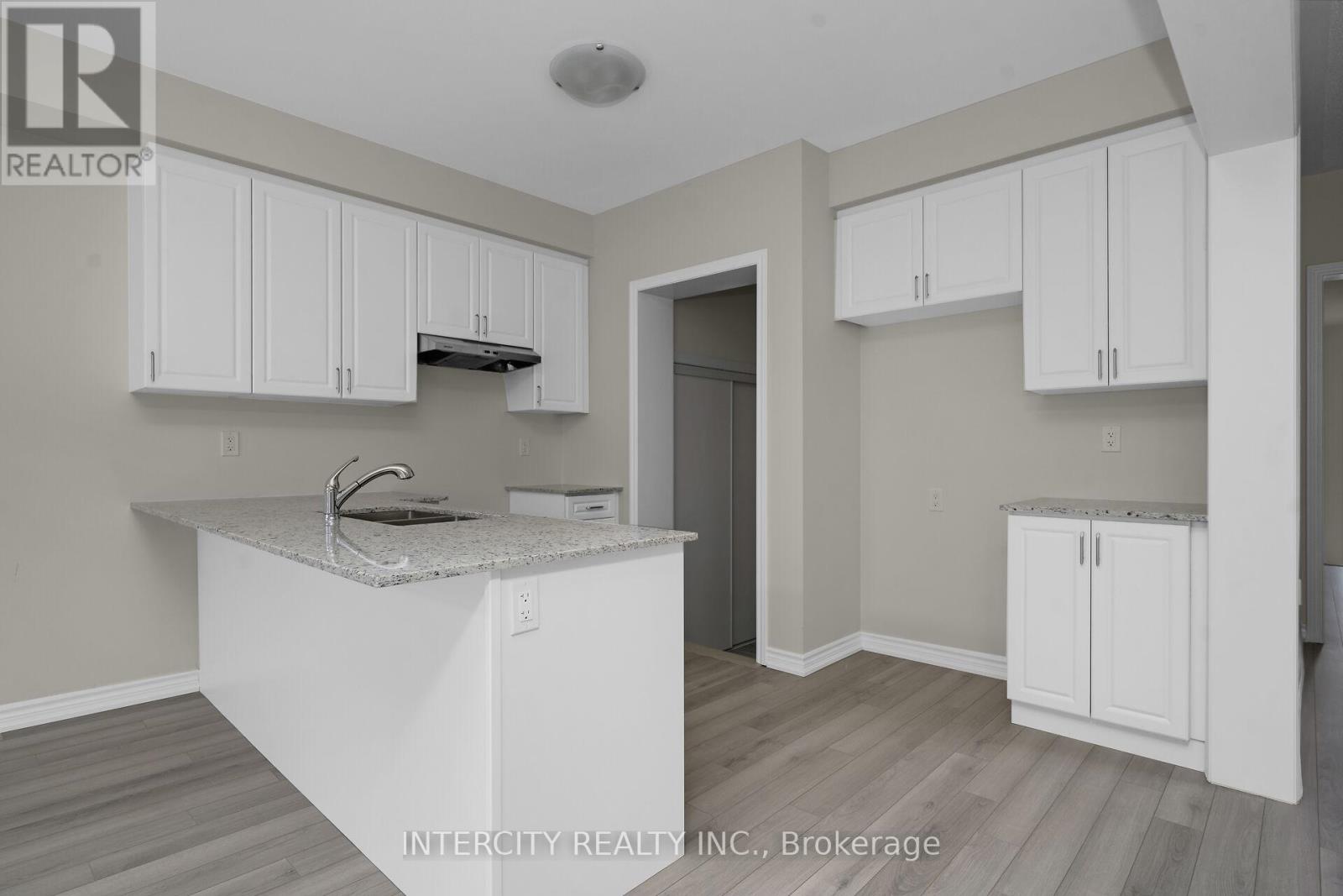 74 Molozzi Street, Erin, Ontario N0B 1T0 - Photo 8 - X13119818