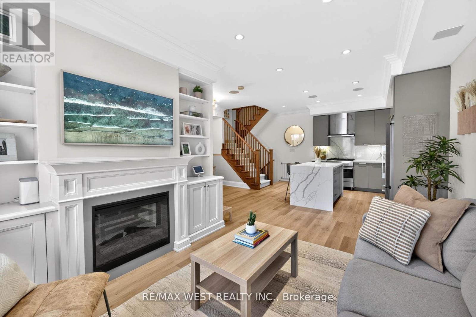 Th 11 - 7 Oakburn Crescent, Toronto, Ontario  M2N 2T5 - Photo 13 - C13143446