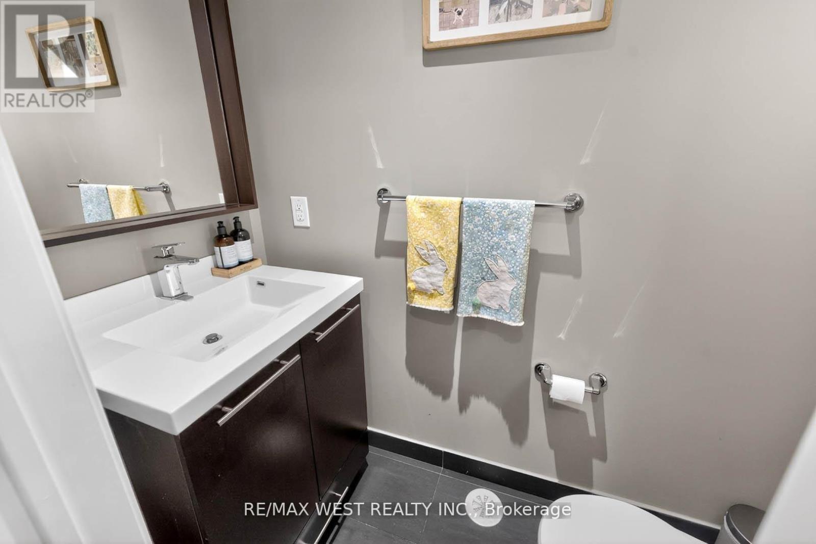 Th 11 - 7 Oakburn Crescent, Toronto, Ontario  M2N 2T5 - Photo 23 - C13143446