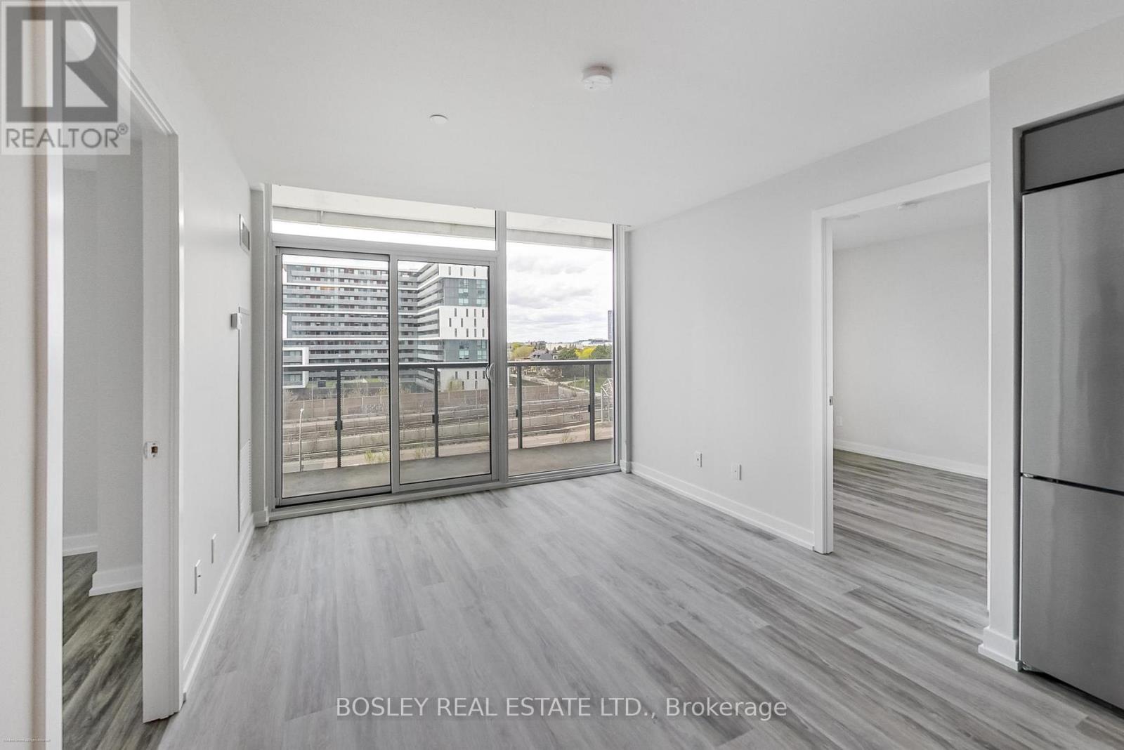 723 - 120 Varna Drive, Toronto, Ontario  M6A 0B3 - Photo 2 - C13143506