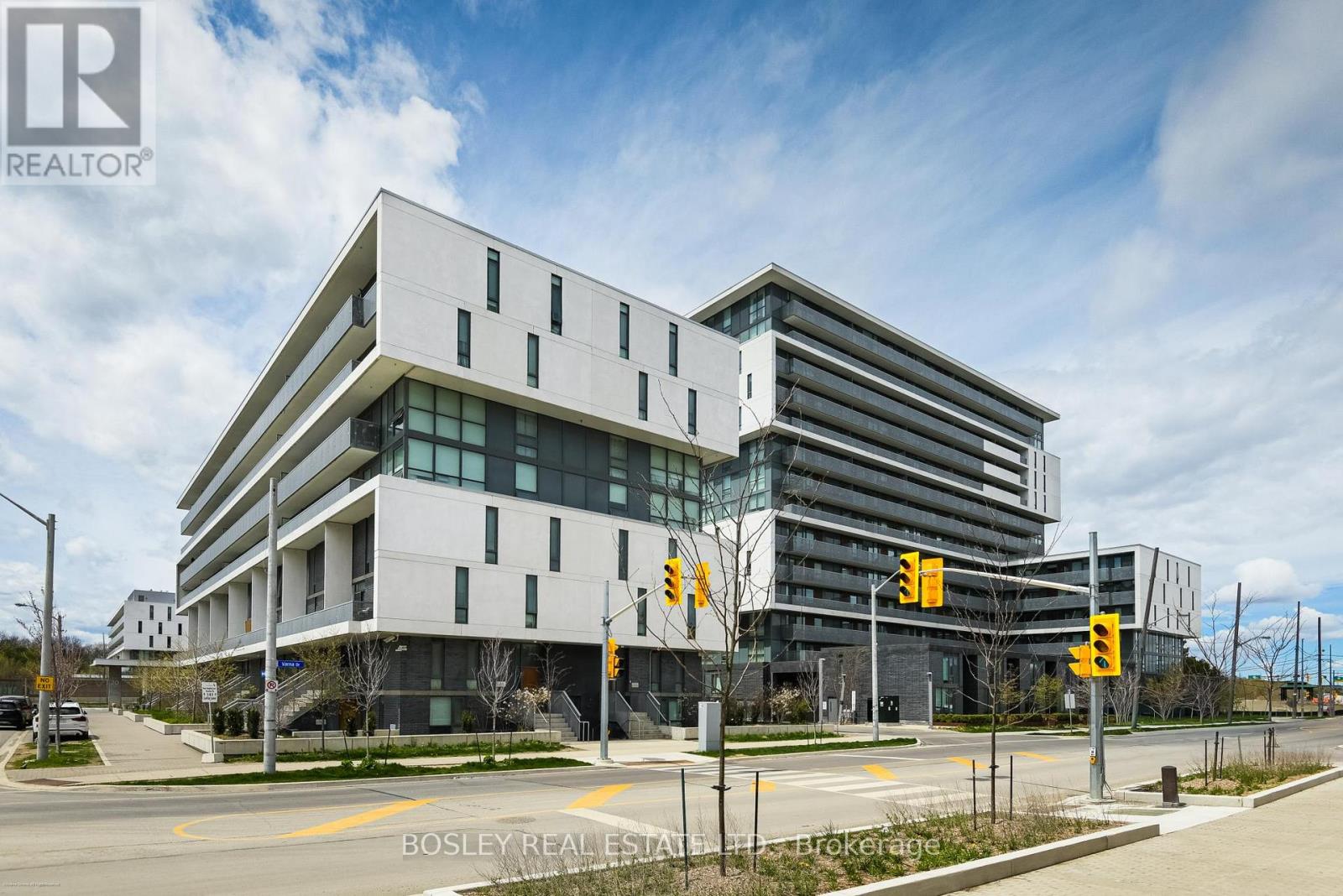 723 - 120 Varna Drive, Toronto, Ontario  M6A 0B3 - Photo 32 - C13143506