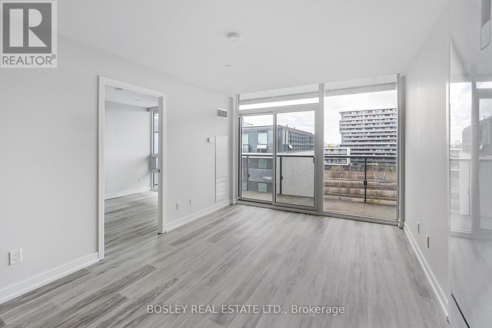 723 - 120 Varna Drive, Toronto, Ontario  M6A 0B3 - Photo 6 - C13143506