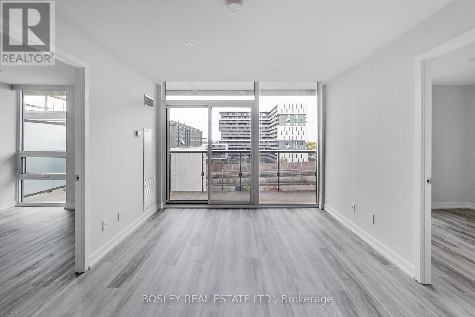 723 - 120 Varna Drive, Toronto, Ontario  M6A 0B3 - Photo 8 - C13143506