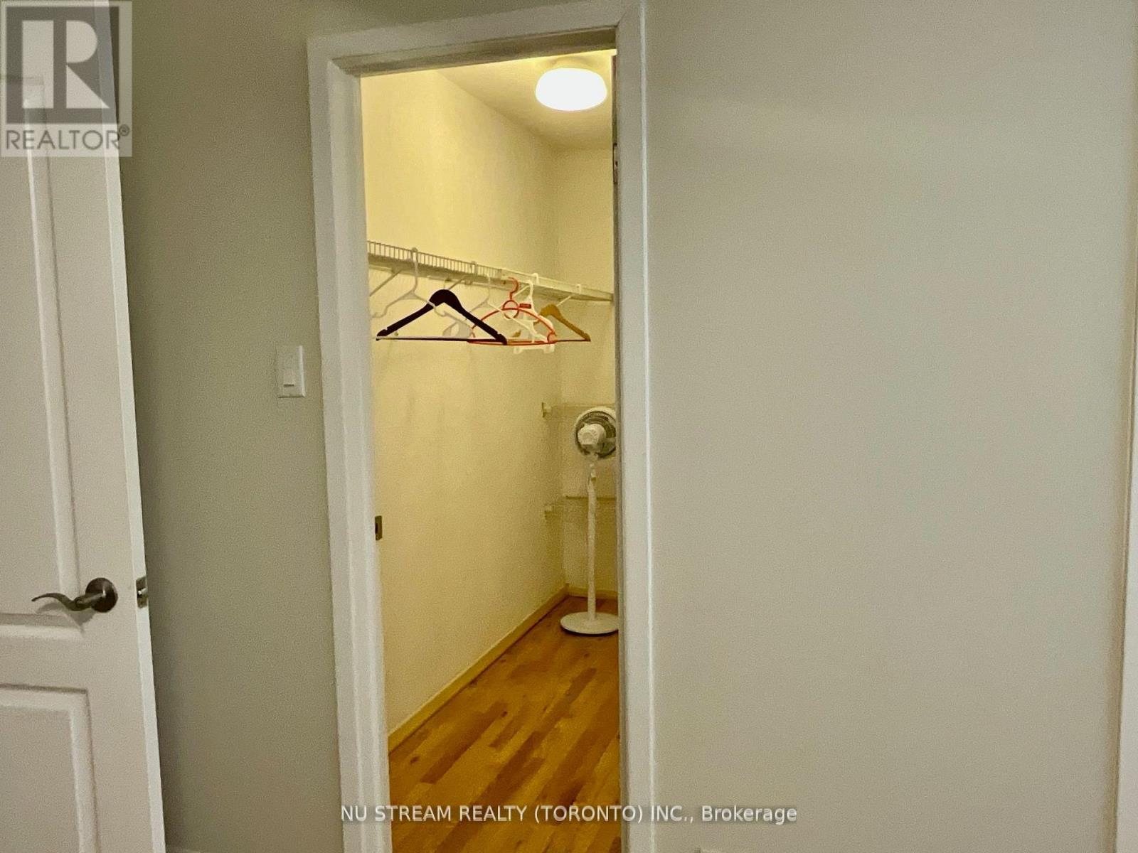 Main - 260 Fisherville Road, Toronto, Ontario  M2R 3C5 - Photo 10 - C13143530