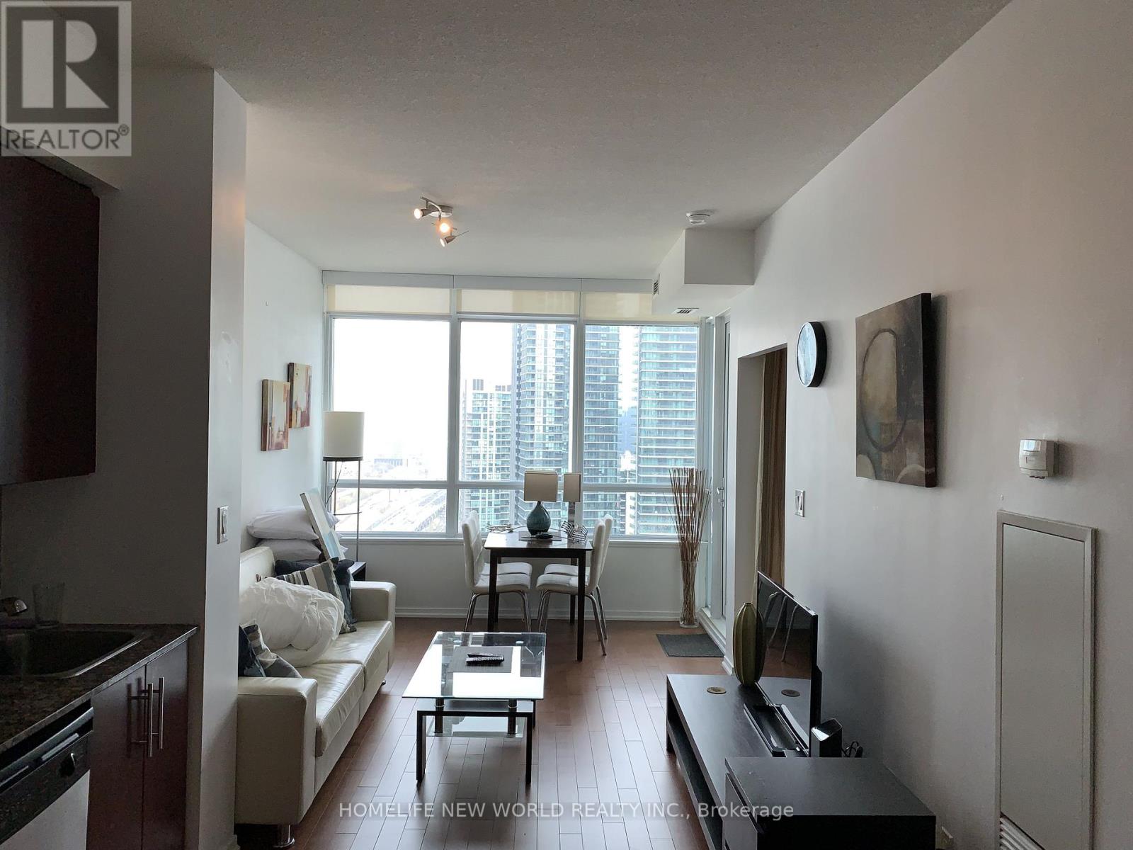 3205 - 55 Bremner Boulevard, Toronto, Ontario  M5J 0A7 - Photo 2 - C13143596