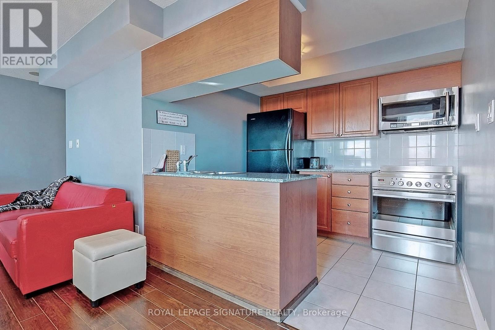 607 - 228 Queens Quay W, Toronto, Ontario  M5J 1B5 - Photo 11 - C13143630