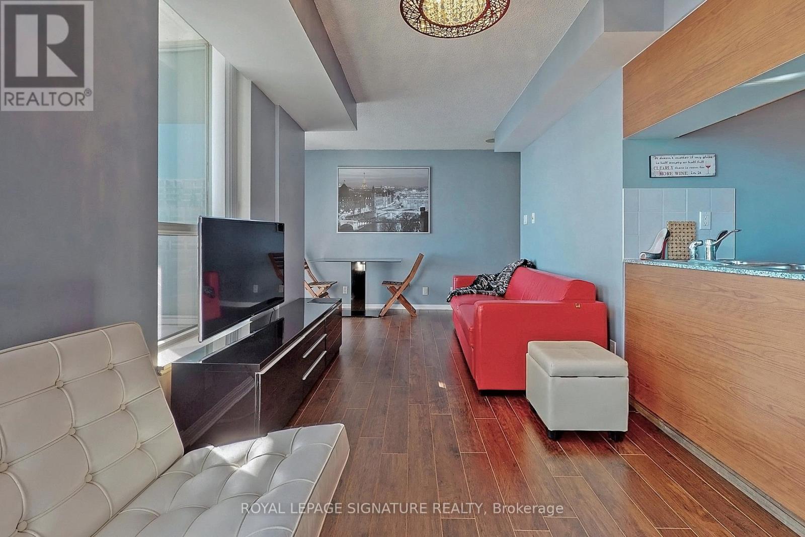 607 - 228 Queens Quay W, Toronto, Ontario  M5J 1B5 - Photo 8 - C13143630