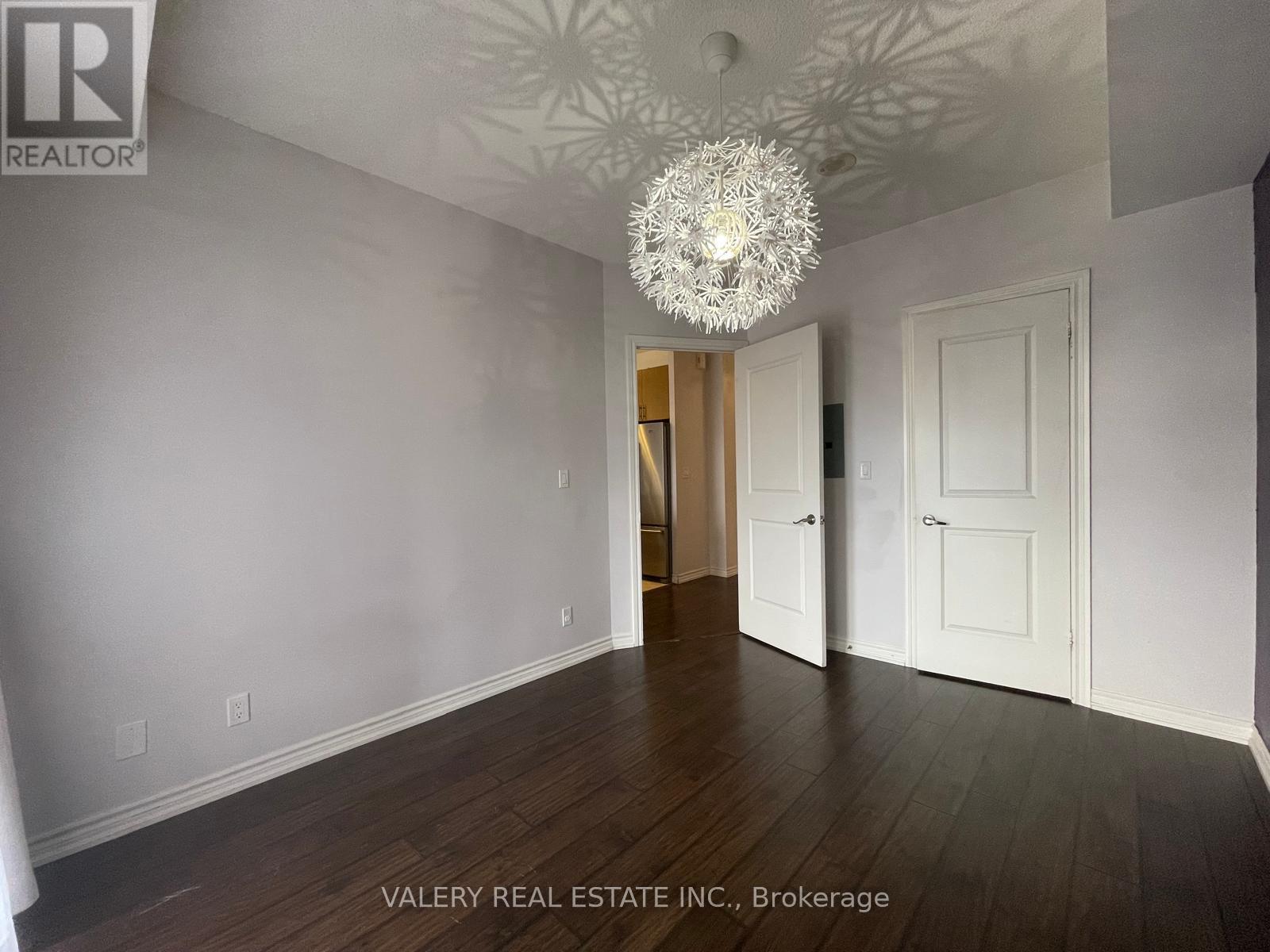 304 - 133 Wynford Dr Drive, Toronto, Ontario  M3C 0J5 - Photo 7 - C13143734