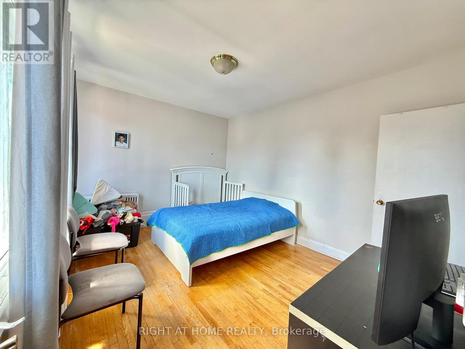 3 - 20 Belvidere Avenue, Toronto, Ontario  M6C 1P5 - Photo 11 - C13143806