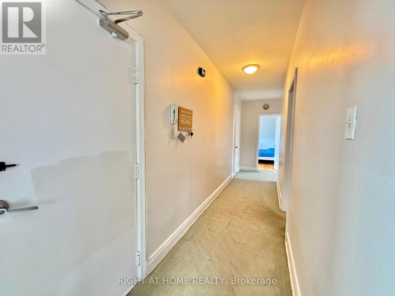 3 - 20 Belvidere Avenue, Toronto, Ontario  M6C 1P5 - Photo 17 - C13143806