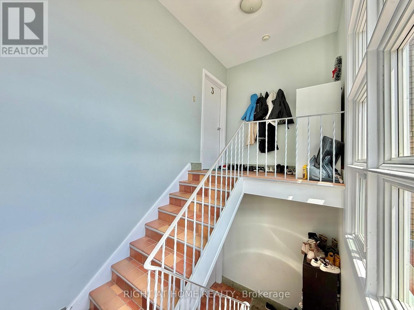 3 - 20 Belvidere Avenue, Toronto, Ontario  M6C 1P5 - Photo 18 - C13143806
