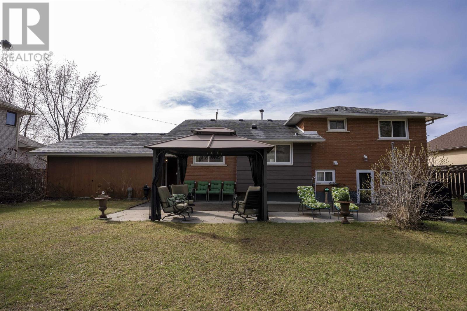 250 Masters St, Thunder Bay, Ontario  P7B 6L5 - Photo 4 - TB2601085