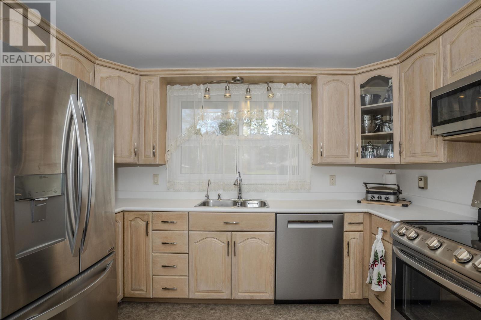 250 Masters St, Thunder Bay, Ontario  P7B 6L5 - Photo 5 - TB2601085