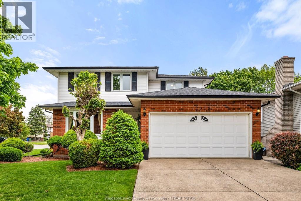 12076 St. Thomas Crescent, Tecumseh, Ontario  N8N 3V7 - Photo 1 - 26011429