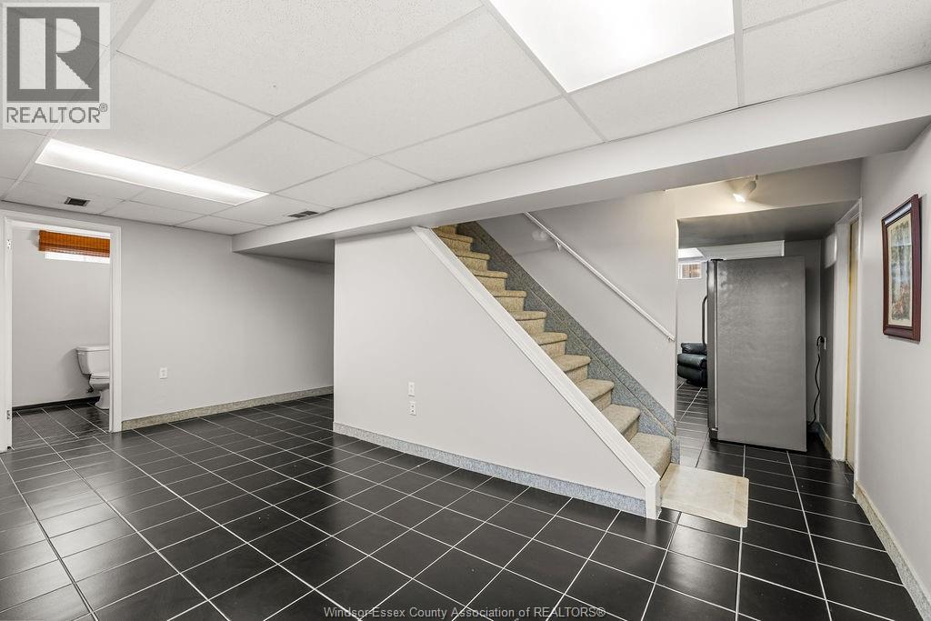 12076 St. Thomas Crescent, Tecumseh, Ontario  N8N 3V7 - Photo 24 - 26011429