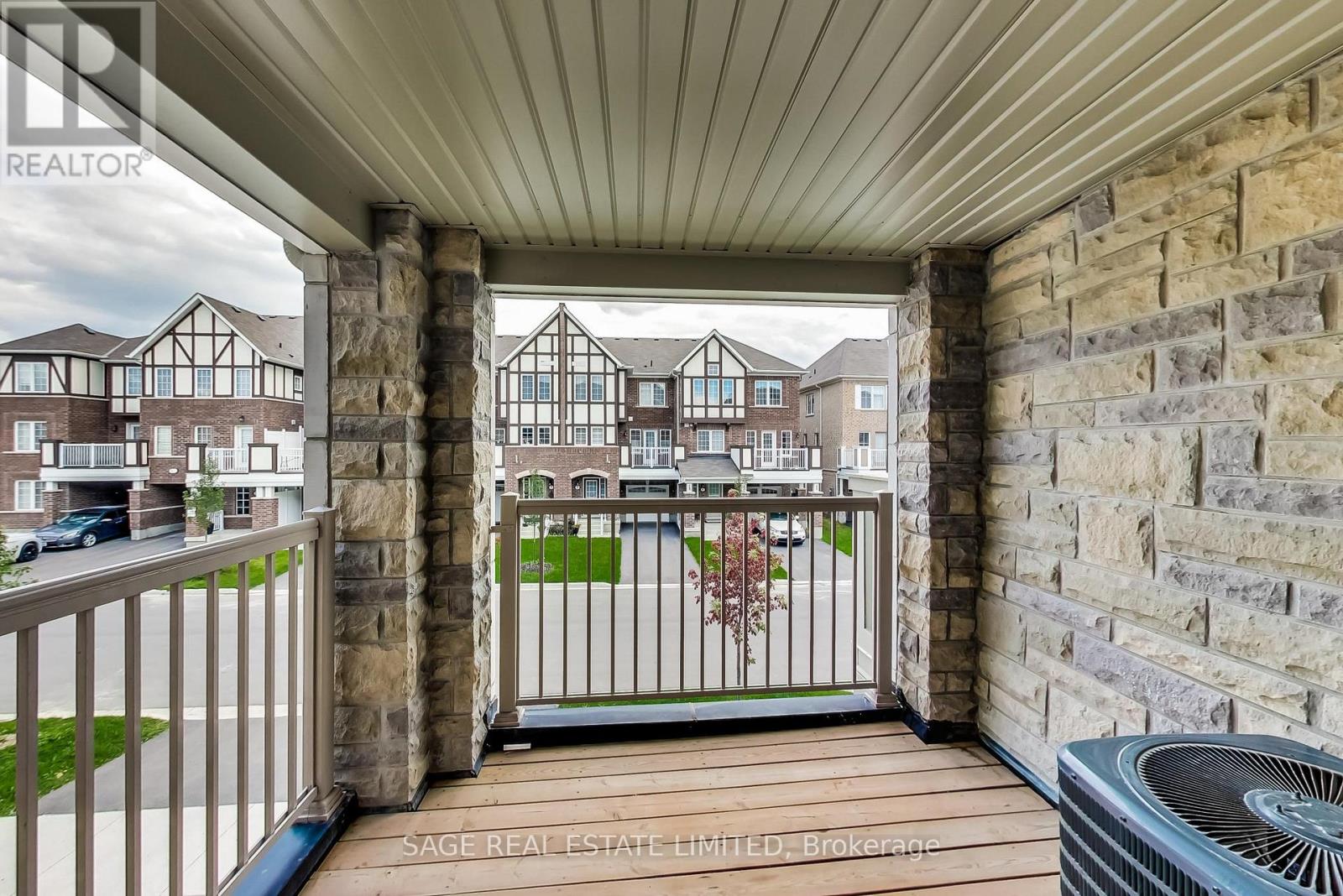 10 Goldeye Street, Whitby, Ontario L1P 0E5 - Photo 14 - E13143504