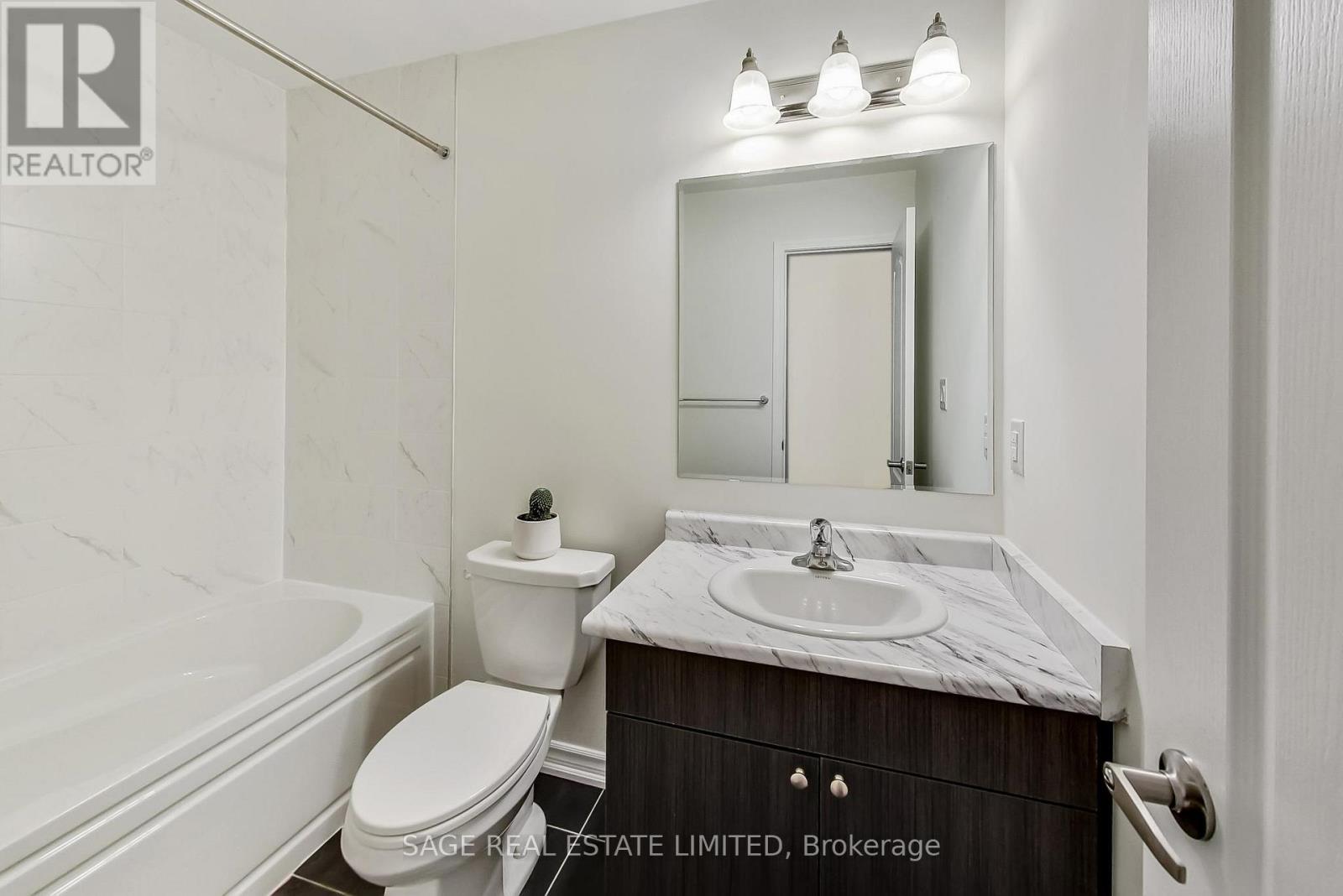 10 Goldeye Street, Whitby, Ontario L1P 0E5 - Photo 20 - E13143504