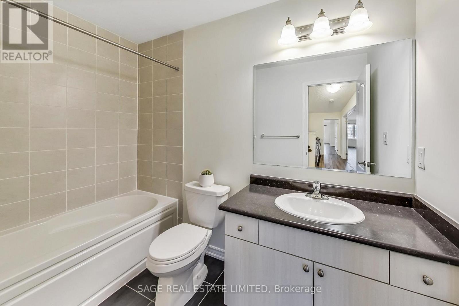 10 Goldeye Street, Whitby, Ontario L1P 0E5 - Photo 24 - E13143504