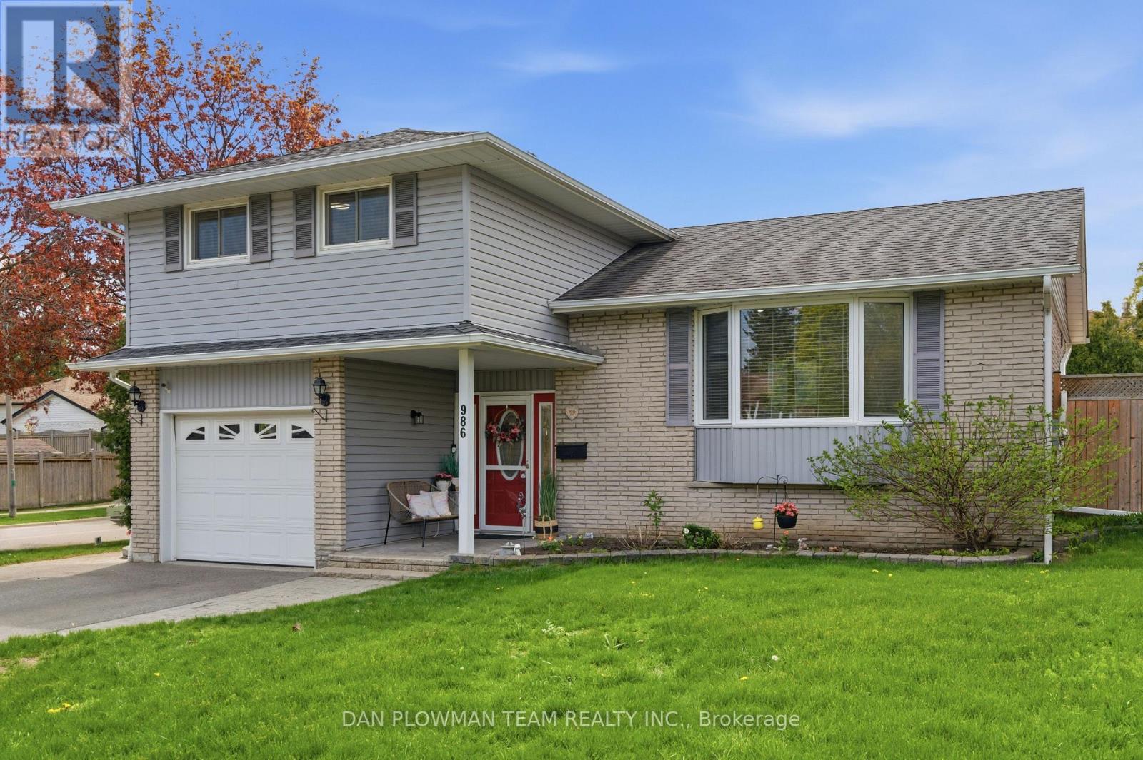 986 Central Park Boulevard N, Oshawa, Ontario  L1G 7A6 - Photo 4 - E13143514