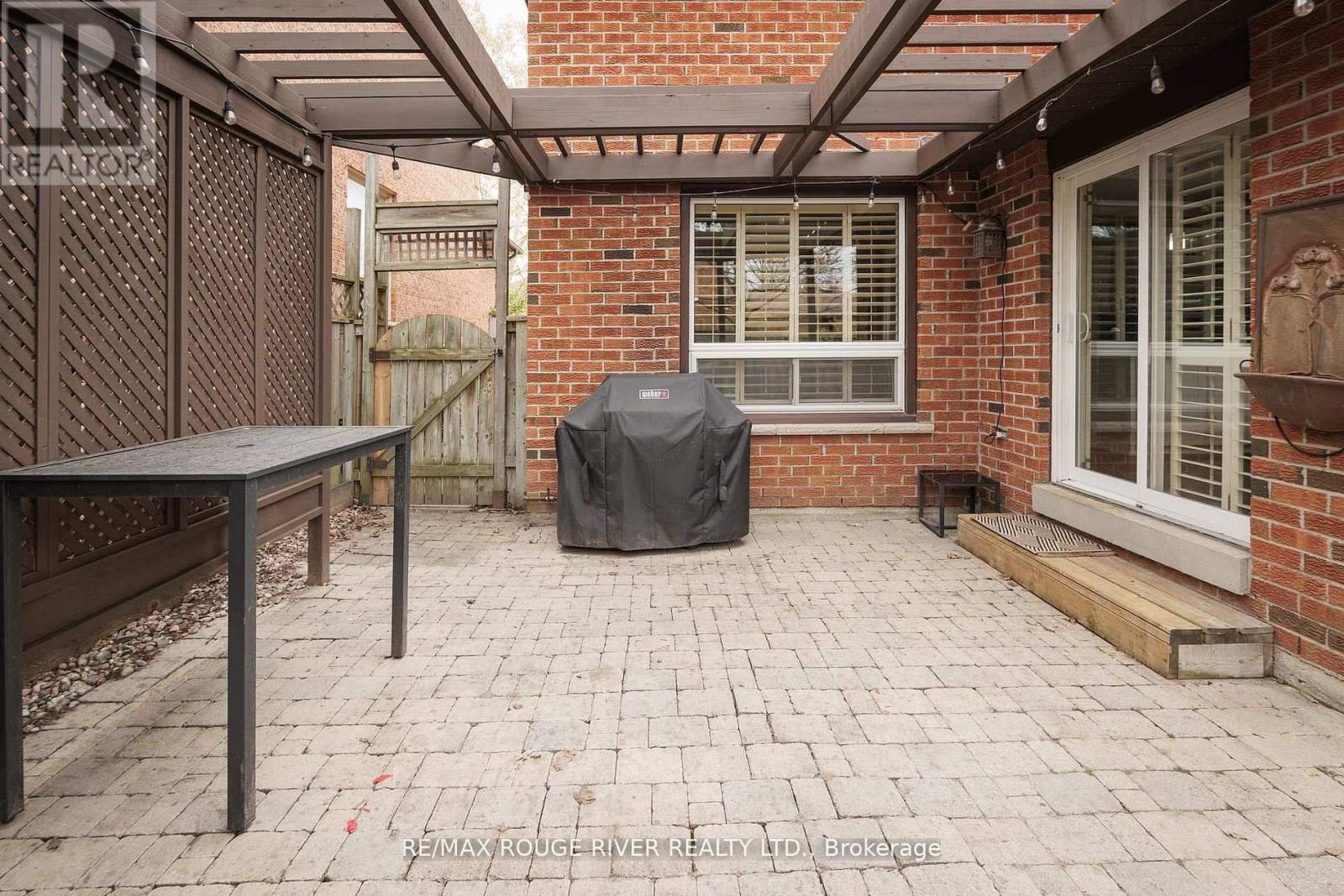 2052 Lynn Heights Drive, Pickering, Ontario  L1X 1N8 - Photo 14 - E13143790