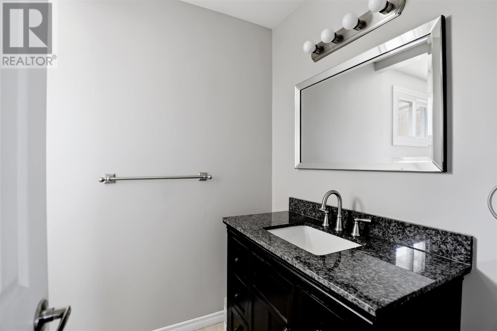 24 East Perth Bay, Sault Ste. Marie, Ontario  P6C 5Z9 - Photo 41 - SM260916