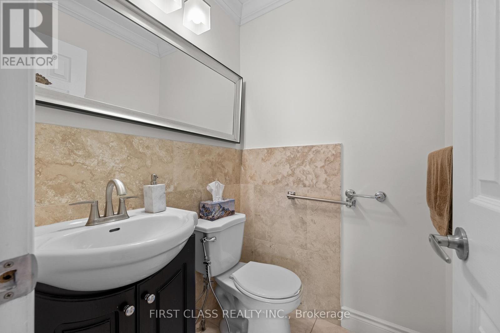 24 Brookland Avenue, Aurora, Ontario  L4G 3Y4 - Photo 20 - N13143554
