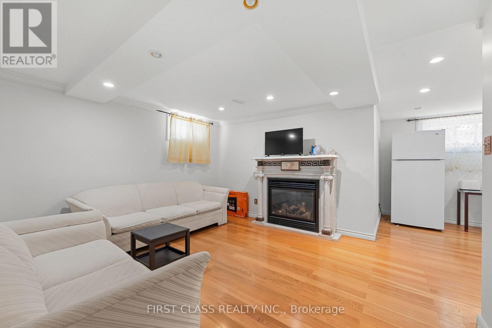 24 Brookland Avenue, Aurora, Ontario  L4G 3Y4 - Photo 33 - N13143554