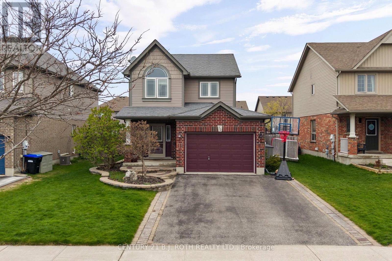 134 QUIGLEY STREET, Essa, Ontario