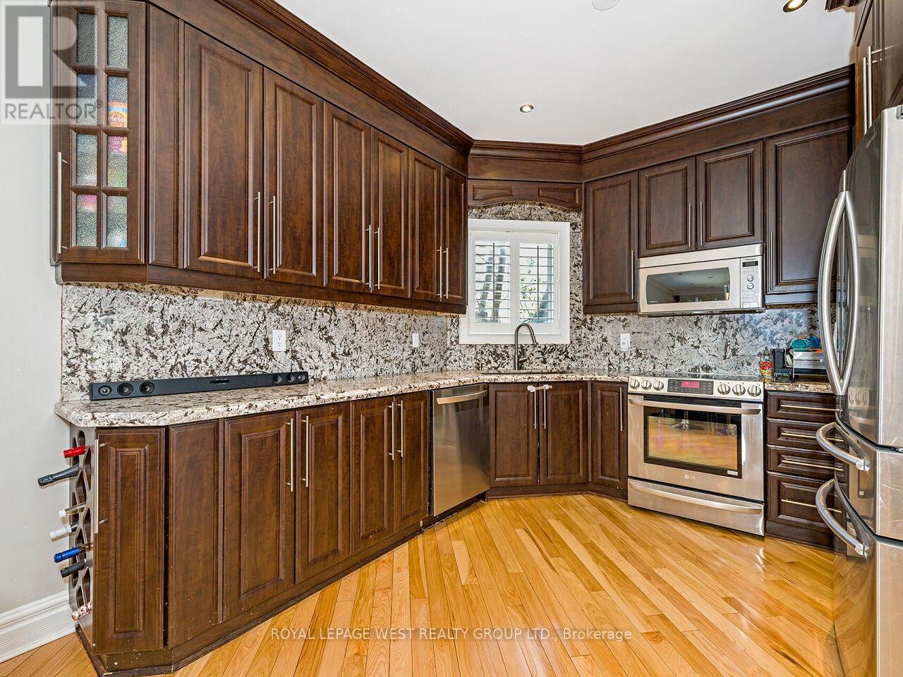 136 English Oak Drive, Richmond Hill, Ontario  L4E 4G4 - Photo 12 - N13143794