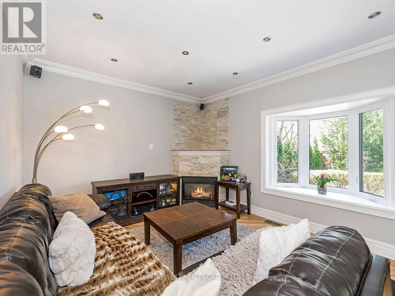 136 English Oak Drive, Richmond Hill, Ontario  L4E 4G4 - Photo 15 - N13143794