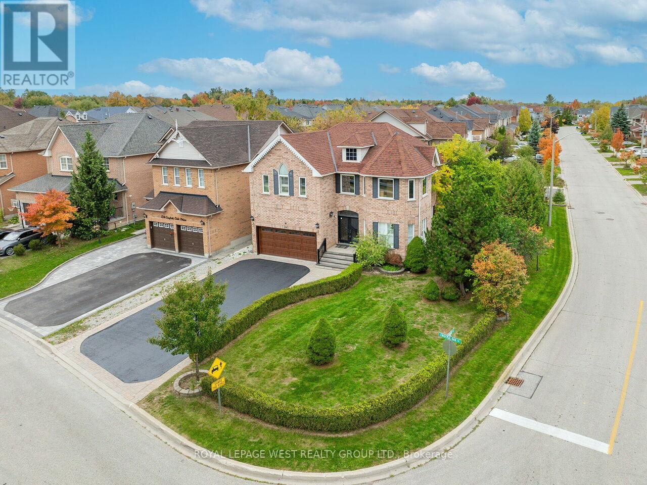 136 English Oak Drive, Richmond Hill, Ontario  L4E 4G4 - Photo 3 - N13143794