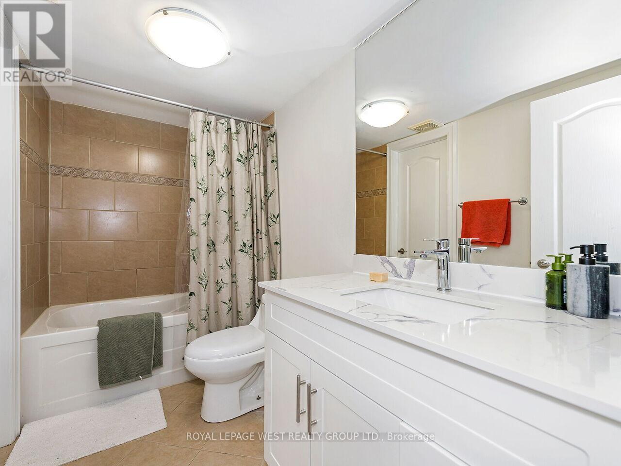 136 English Oak Drive, Richmond Hill, Ontario  L4E 4G4 - Photo 35 - N13143794