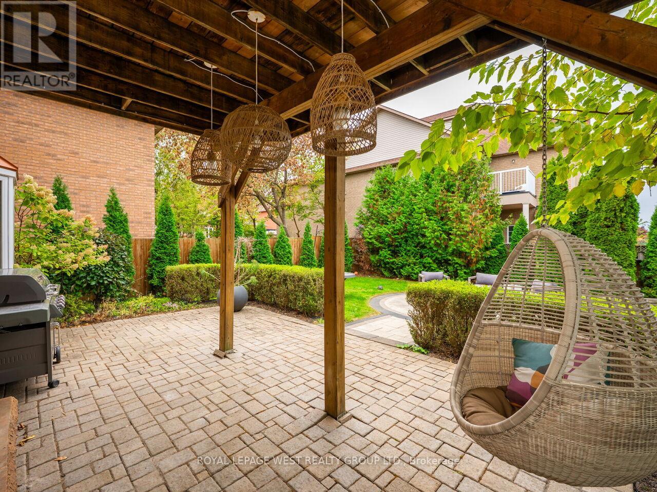 136 English Oak Drive, Richmond Hill, Ontario  L4E 4G4 - Photo 37 - N13143794