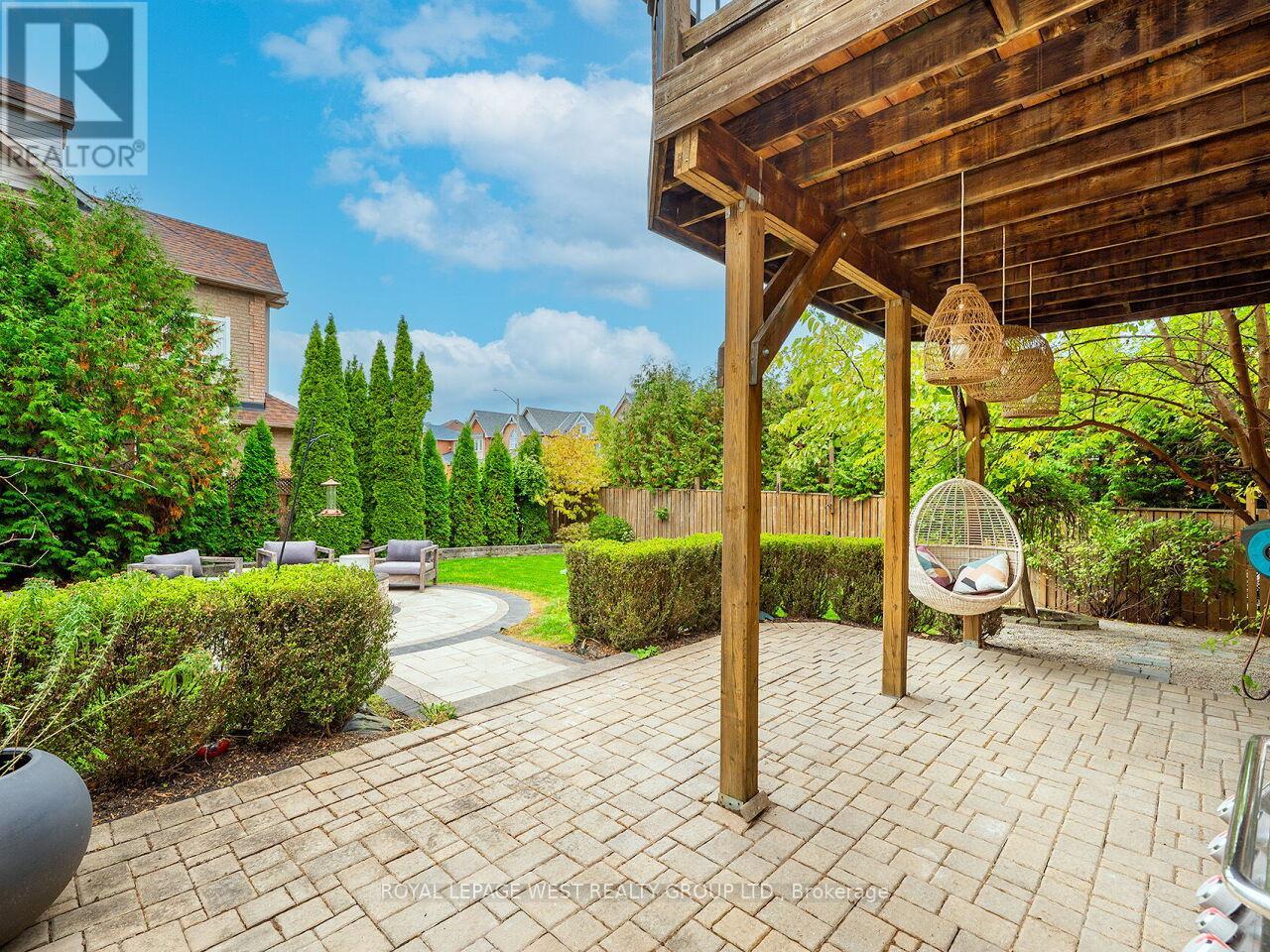 136 English Oak Drive, Richmond Hill, Ontario  L4E 4G4 - Photo 38 - N13143794