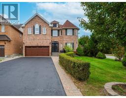 136 ENGLISH OAK DRIVE, Richmond Hill, Ontario