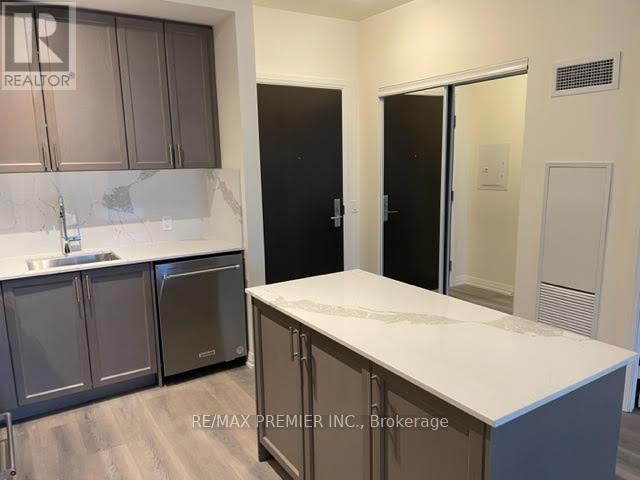 214 - 9000 Jane Street, Vaughan, Ontario L4K 0M6 - Photo 3 - N13143856
