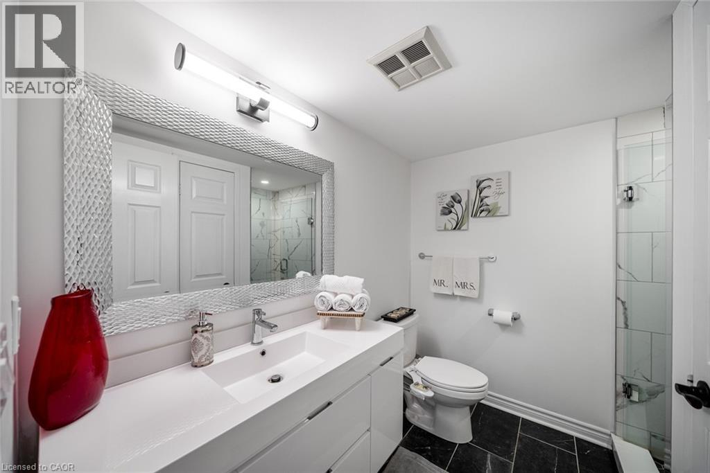 1237 North Shore Boulevard E Unit# 301, Burlington, Ontario  L7S 2H8 - Photo 25 - 40831067