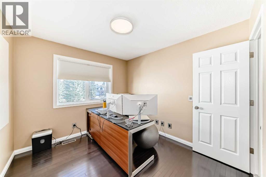 402 Citadel Heights NW, Calgary, Alberta  T3G 4A1 - Photo 28 - A2280237