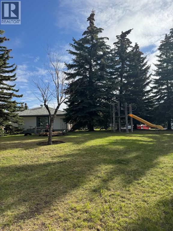 402 Citadel Heights NW, Calgary, Alberta  T3G 4A1 - Photo 4 - A2280237