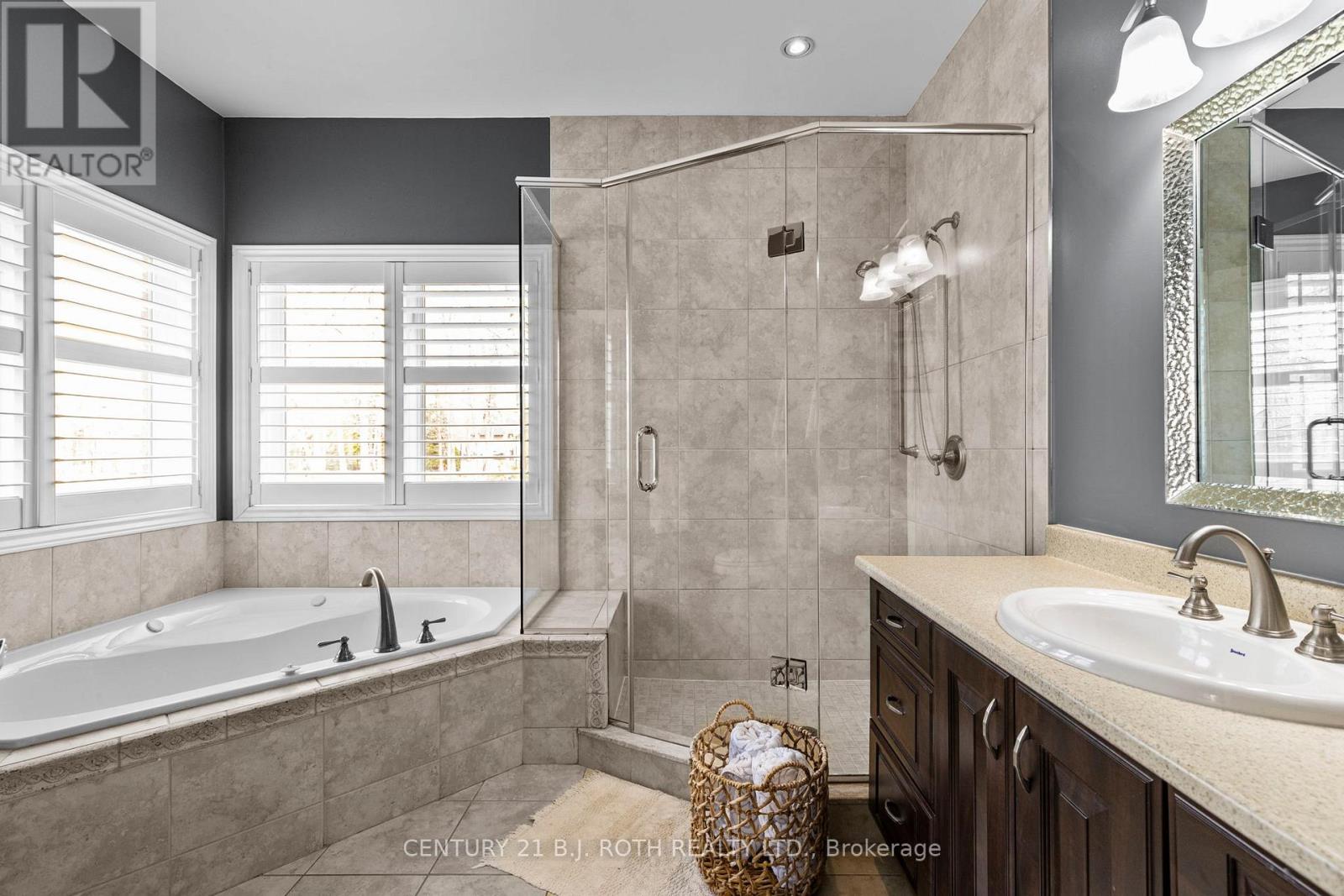 6 Hemlock Crescent, Oro-Medonte, Ontario  L0L 2L0 - Photo 22 - S13143558
