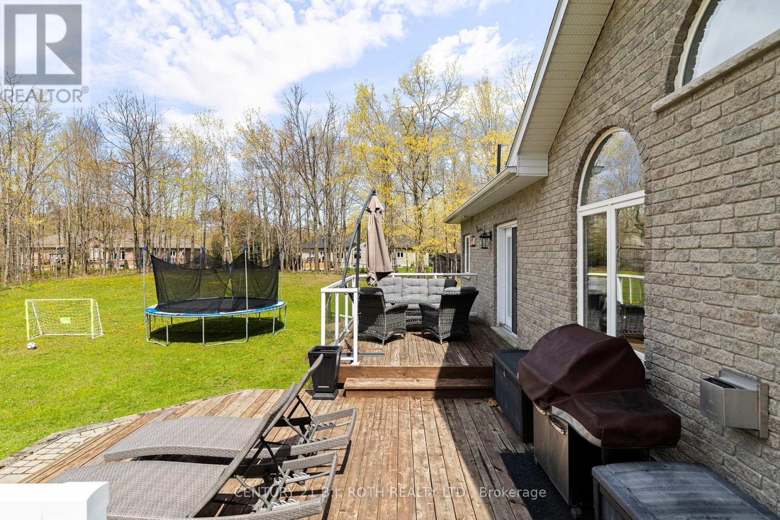 6 Hemlock Crescent, Oro-Medonte, Ontario  L0L 2L0 - Photo 33 - S13143558