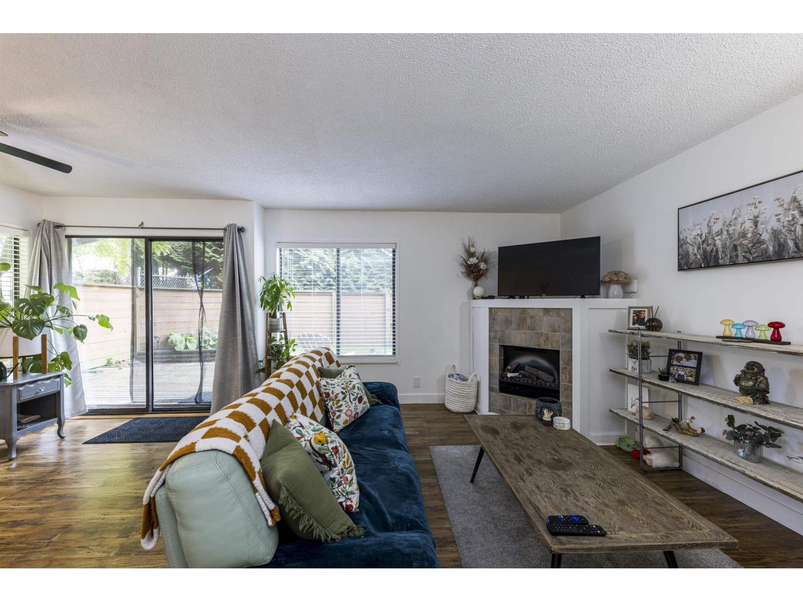 100 10620 150 Street, Surrey, British Columbia  V3R 7R9 - Photo 3 - R3124741