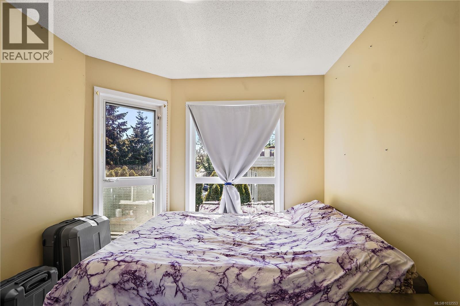 410 2529 Wark St, Victoria, British Columbia  V8T 4G7 - Photo 10 - 1032553