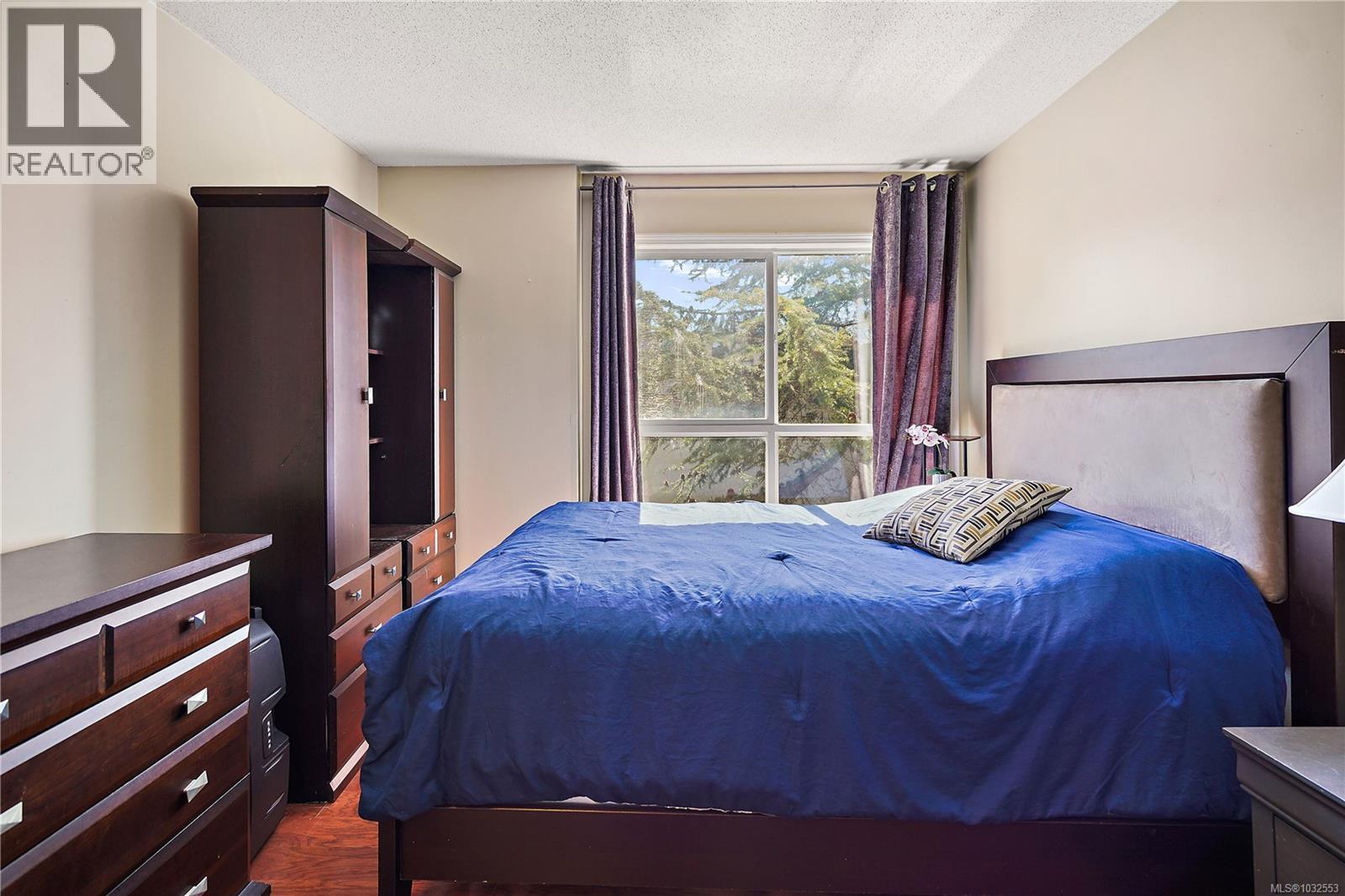 410 2529 Wark St, Victoria, British Columbia  V8T 4G7 - Photo 8 - 1032553