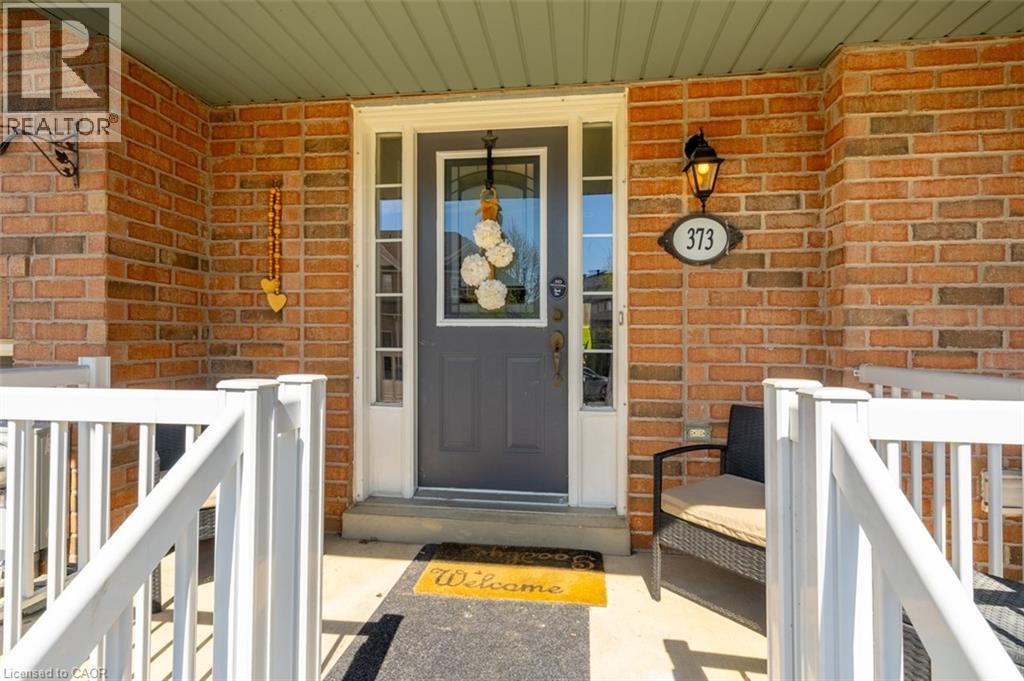 373 Bussel Crescent, Milton, Ontario  L9T 0W6 - Photo 2 - 40829964