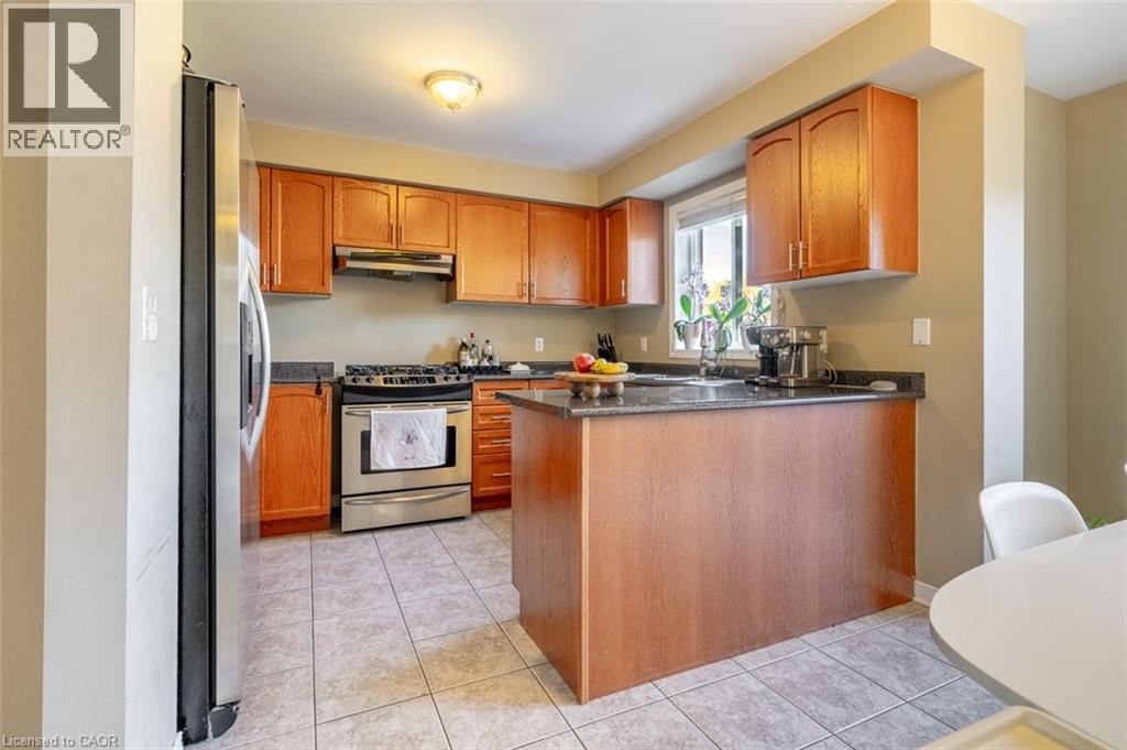 373 Bussel Crescent, Milton, Ontario  L9T 0W6 - Photo 8 - 40829964
