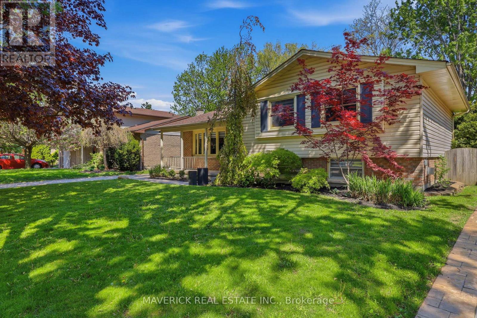 56 Hawthorne Road, London North, Ontario  N6G 2W8 - Photo 2 - X13143858