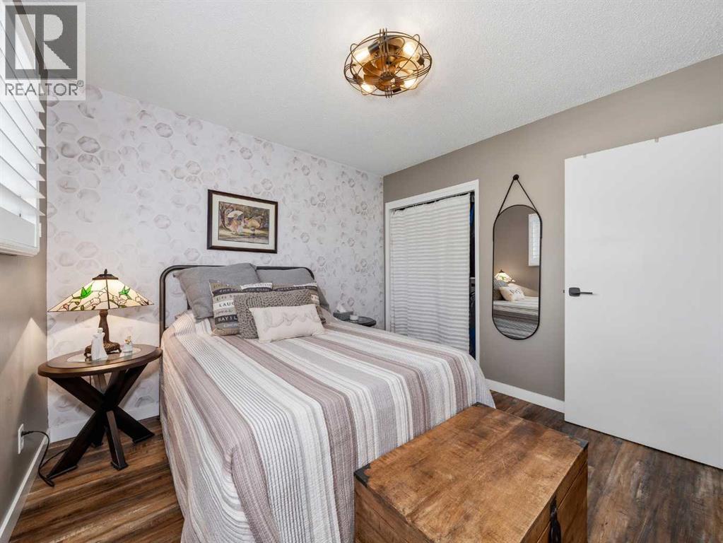 83 Brazeau Crescent Sw, Calgary, Alberta  T2W 0Z2 - Photo 21 - A2310572