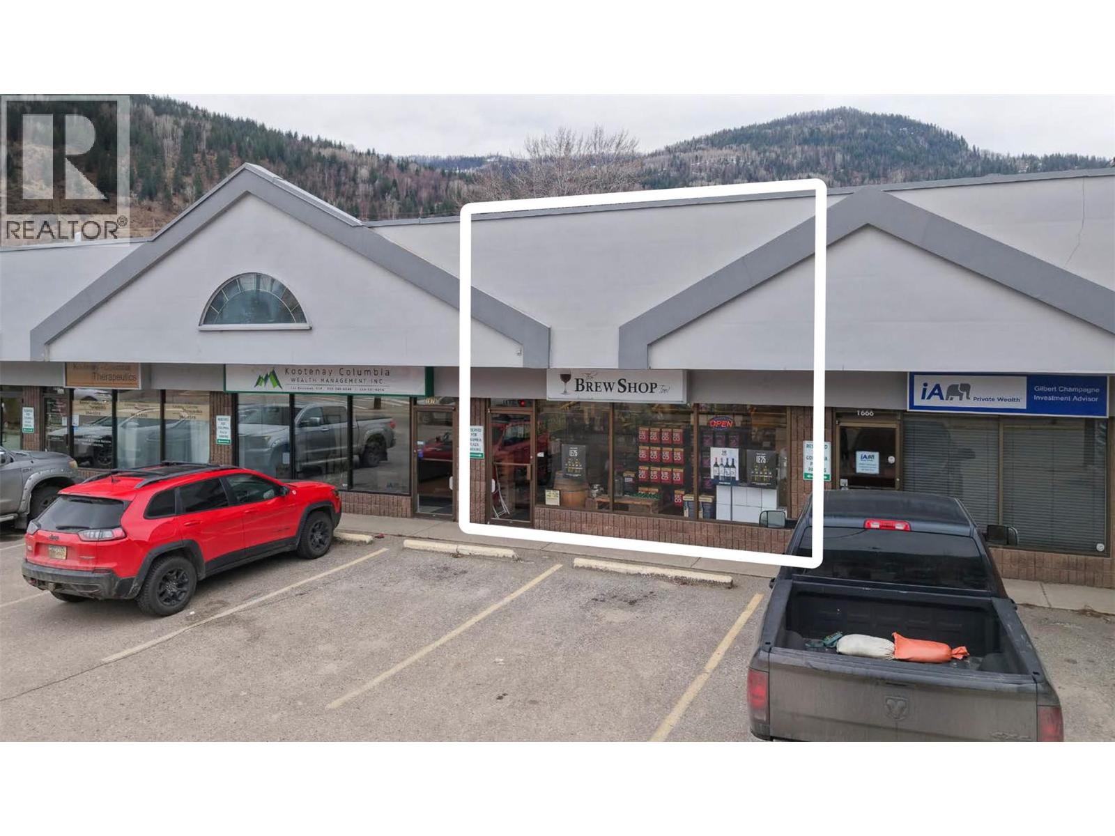 1672 Second Avenue, Trail, British Columbia  V1R 1M5 - Photo 1 - 10386822