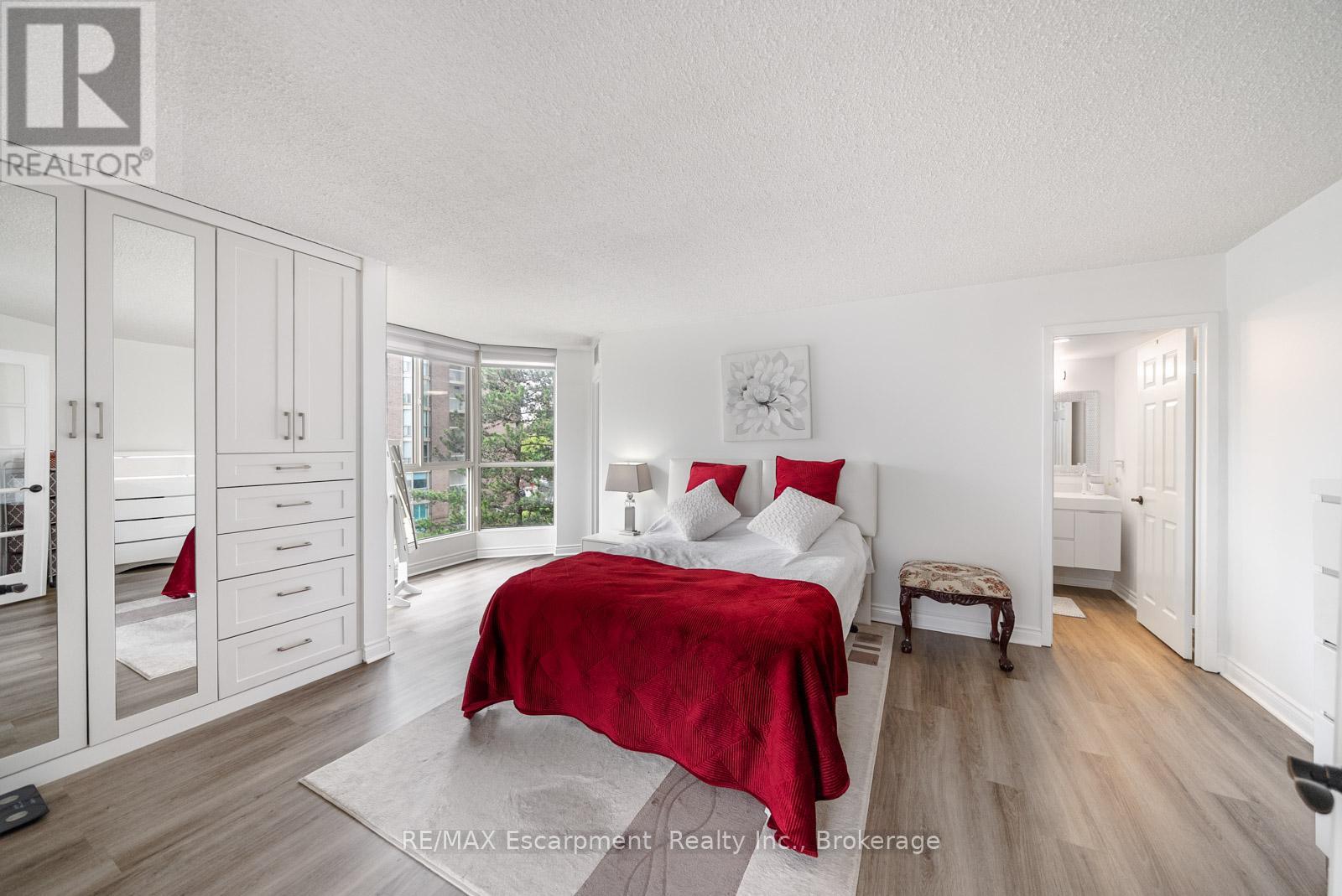 301 - 1237 North Shore Boulevard E, Burlington, Ontario  L7S 2H8 - Photo 19 - W13144038